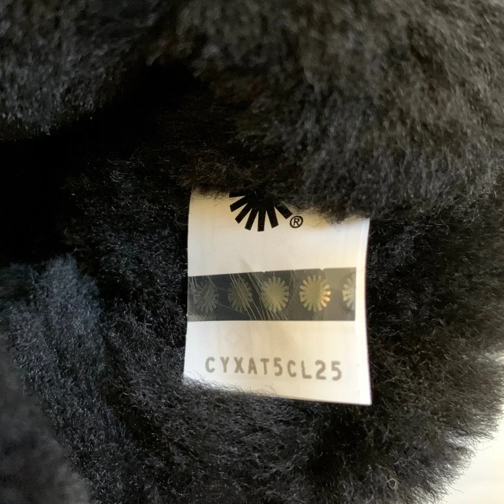 UGG Classic Short Snow Leopard Black Boots - Picture 7 of 8